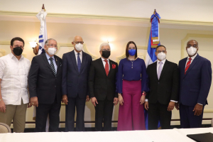 UAF y MESCyT firman acuerdo de Cooperación