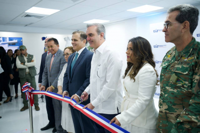 Presidente Abinader y miembros del Conclafit inauguran nueva sede de la Unidad de Análisis Financiero