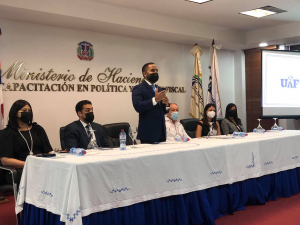 UAF realiza Taller “Prevención del Lavado de Activos y Contra el Financiamiento del Terrorismo” a la Dirección de Casinos